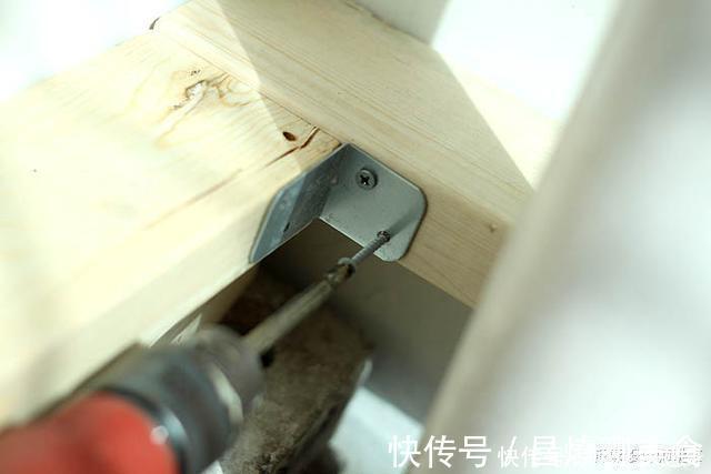 储物空间|以后阳台就学他这样装,抬高30公分,做个甲板地台,啥都能塞里面