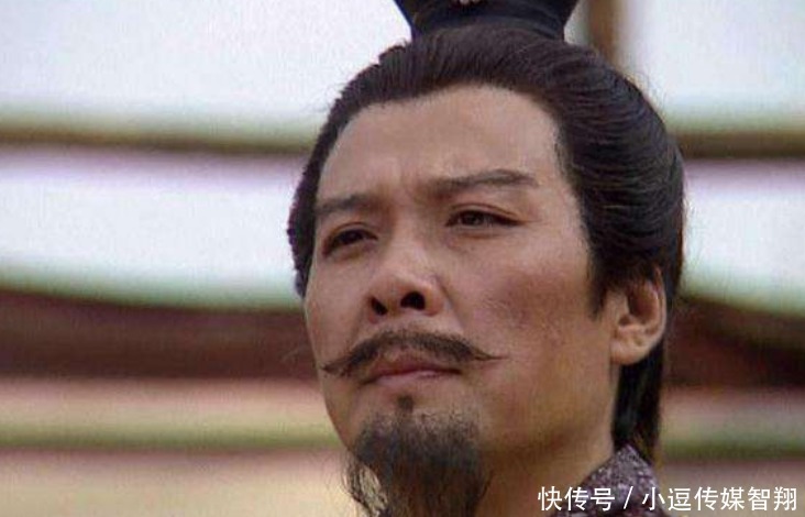 枭雄|他是三国第一猛将,却被两大枭雄联手害死,死后被人诟病千年