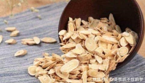 山楂干泡水有什么好處,怎樣正確食用山楂干?