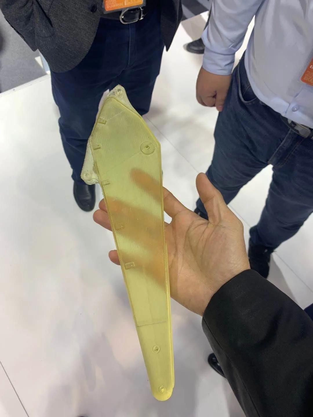 博会|惊险！进博会现场发生“断臂”事故，接下来的一幕出人意料