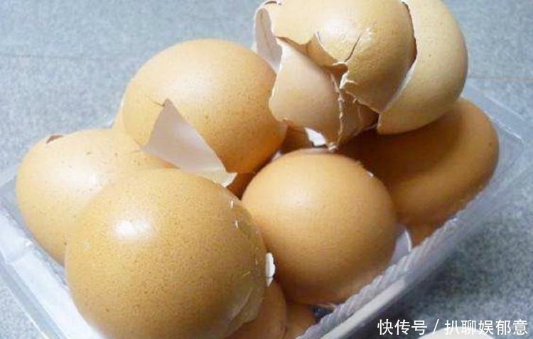 白粉|多肉“长不高”,盆里加点“白粉末”,1个月后,不长也得长!