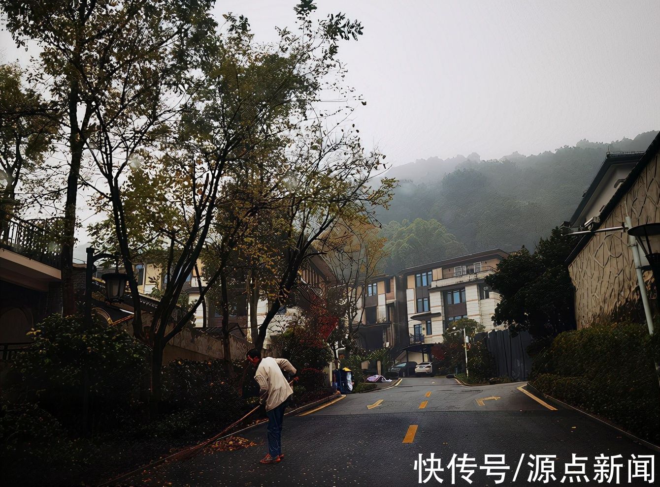 业委会|重庆一别墅小区给3家竞聘物管打分，两知名上市公司排名靠后，业委会被指多处违规，街道办已介入调查