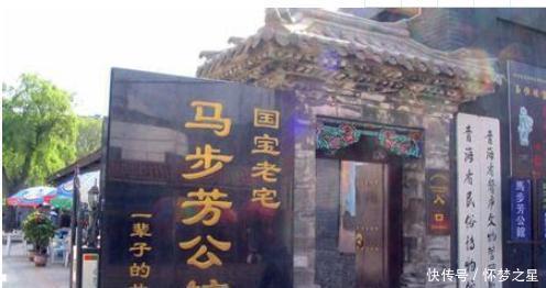 此人|此人心狠手辣,曾活埋几千红军,后雇9架飞机运送财宝,逃至国外!