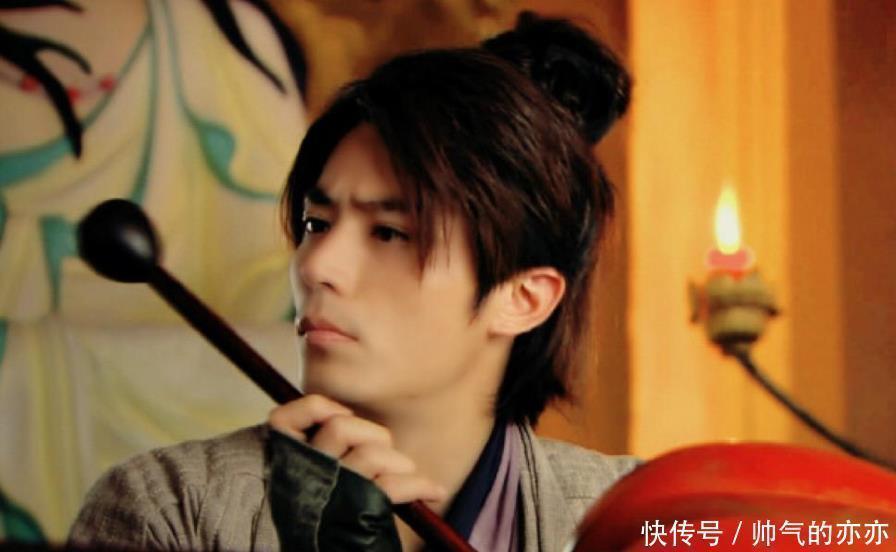 辟邪剑法|林平之为何不洞房后再练辟邪剑法除了报仇心切，还有金庸的私心