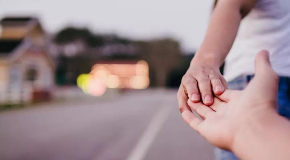 孩子|孩子成长的三个阶段,父母的养育是关键的三个字,看看你做对了吗