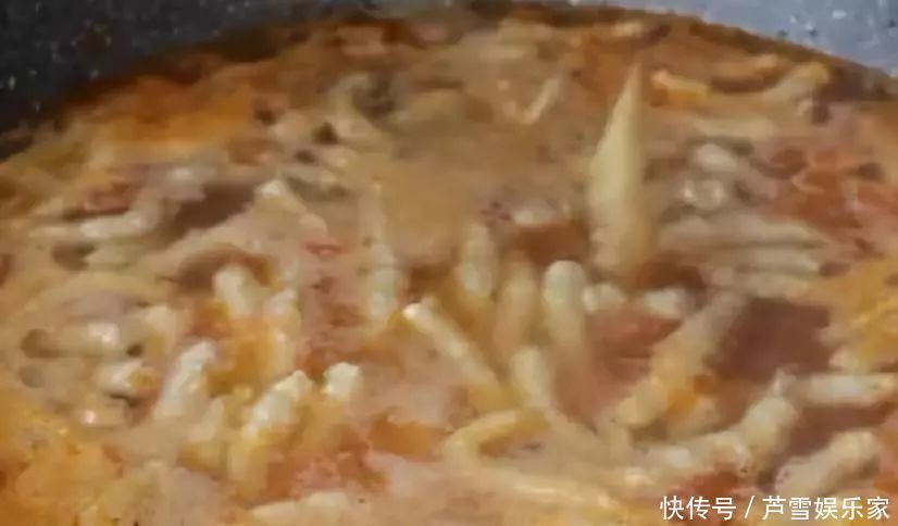 木薯淀粉|天冷了,早餐给孩子做它,补脑补钙又营养,一碗下肚暖身又暖胃