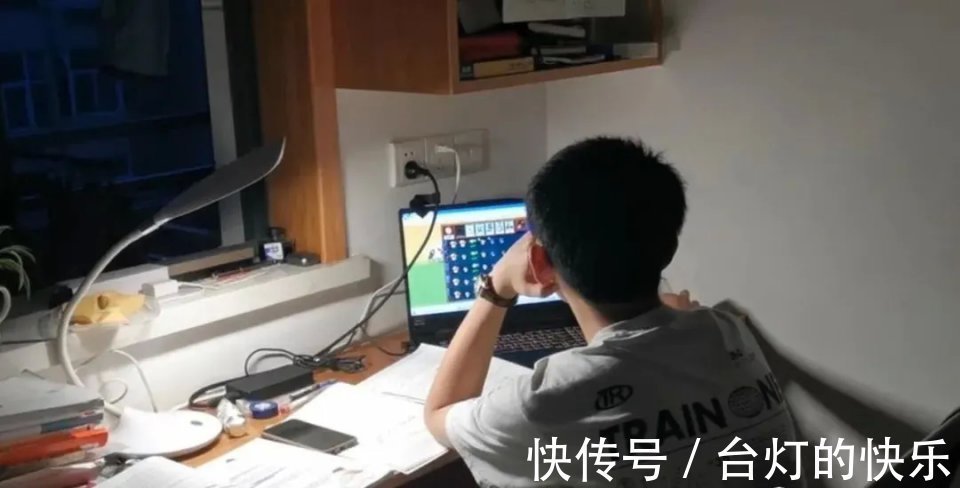 |今日段子:王者健康系统,遭遇史诗级加强后的男初中生!