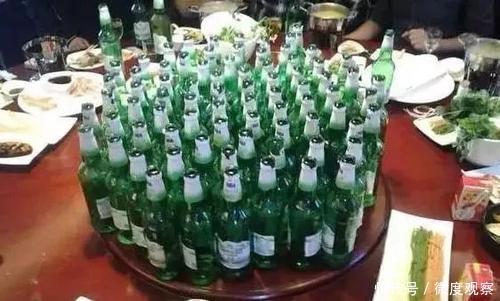 大金链子小烧烤,天天泡在洗浴中心,东北人为何都这么有钱?