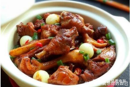 美食推荐肉末豆角,黑椒牛柳,农家土鸡,红薯饼的做法