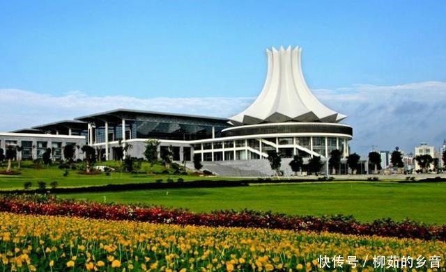 中国“难瘦”的城市南宁,当地人一天吃四顿,有着浓厚的宵夜文化