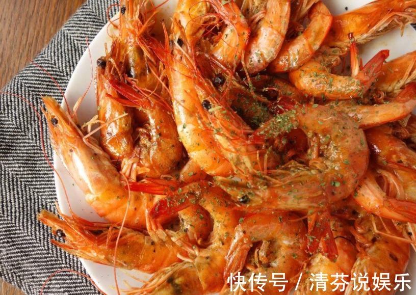 闺蜜|闺蜜来家里蹭饭，老公做了一桌菜招待，她一番话从此反目