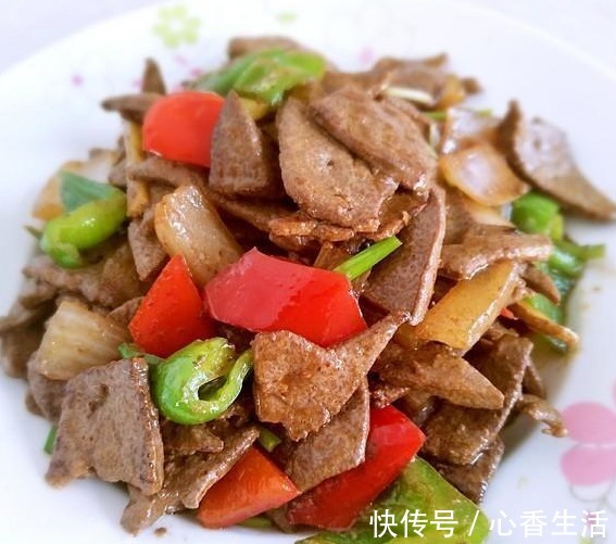 彩椒|天热多吃这道菜,鲜香美味又爽口,好吃不油腻,我家孩子超爱吃!