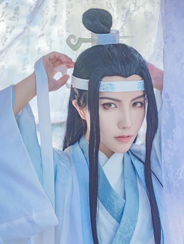 蓝忘机|cos魔道祖师,不是网红脸的他成史上最清秀的蓝忘机,网友好美