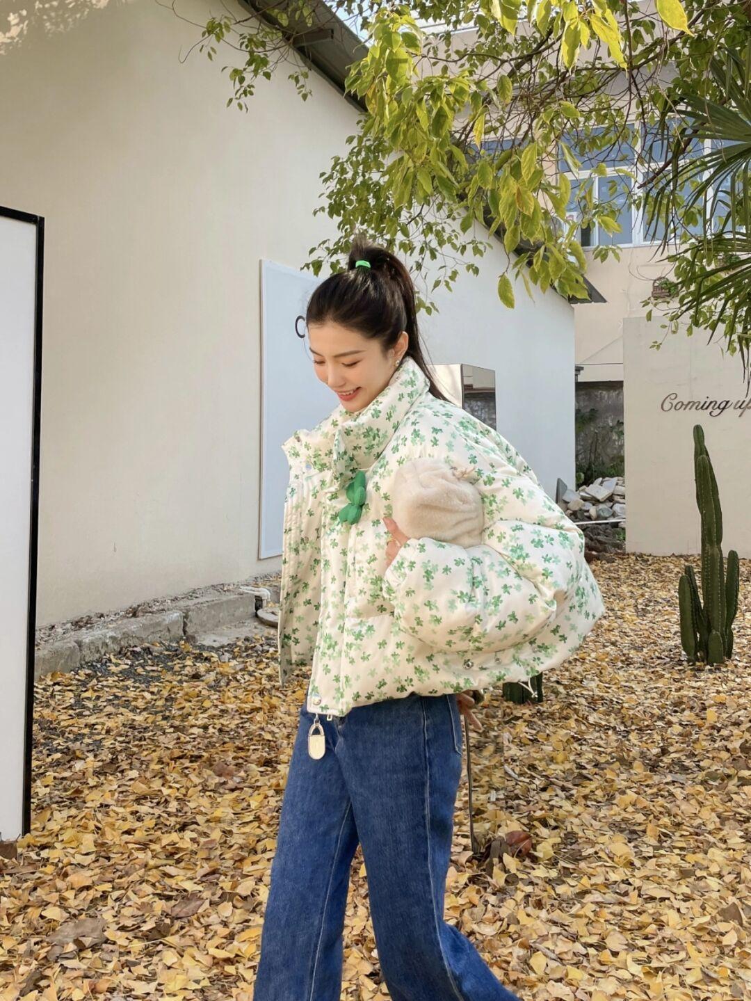 白色 冬季穿搭保暖很重要,今年试试这些短款羽绒服,显高显瘦还时髦