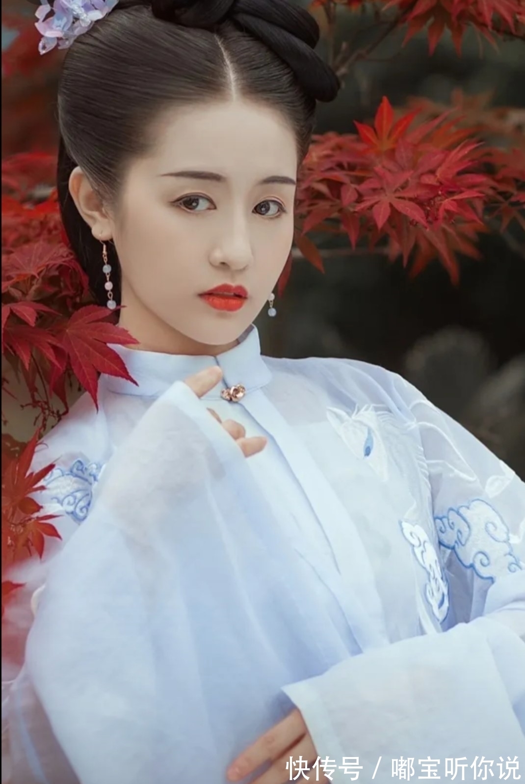 国宏!七律·无题(竹榭)