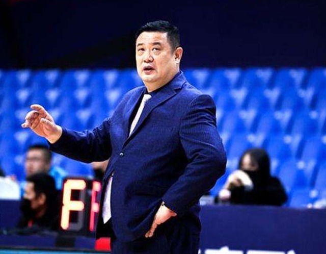 山东男篮|CBA旧贵翻身，保留底色，垮台尚早，拒绝被定义，有望回归四强