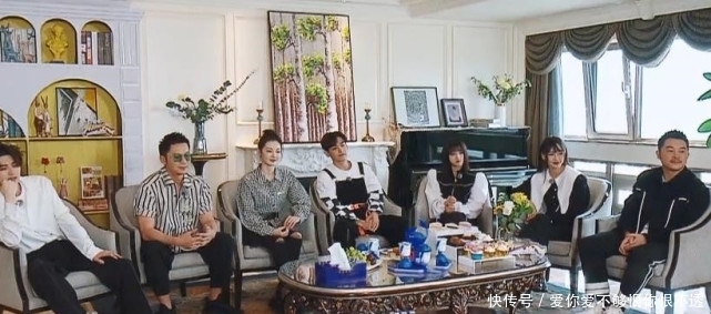 桃花坞 《萌探》一次播两期,跟向往5跑男同期更新,却连桃花坞都没超过