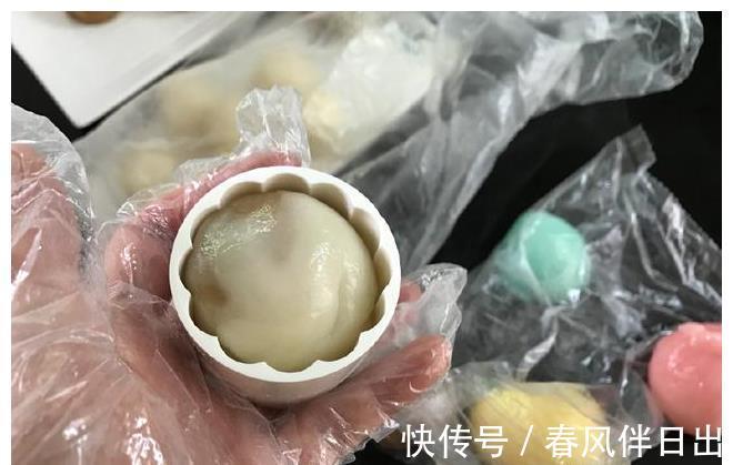 糯米粉|月饼新做法,不用烤箱,不用面粉,软糯Q弹,好吃不胖零失败