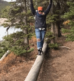 |搞笑GIF趣图:今天点了一道大盘鸡,感觉吃的好亏