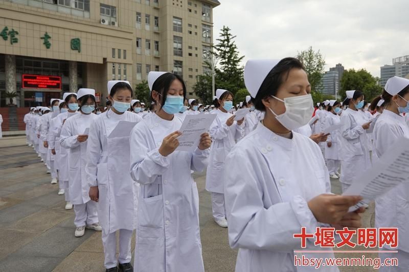 湖北医药学院开展庆祝建党100周年红色经典诵读活动