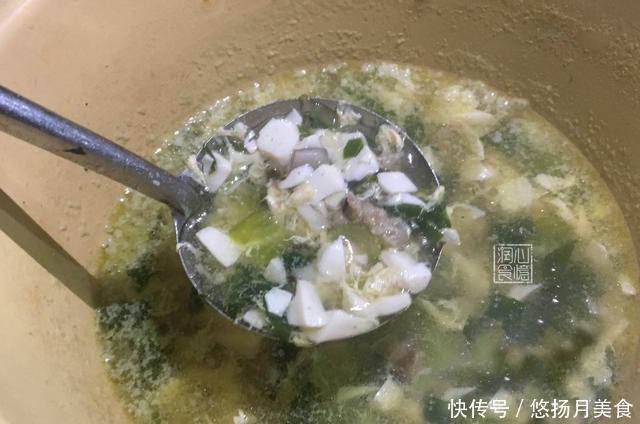 外甥|去二姐家蹭饭,3个人4菜一汤吃到撑,二姐去店里吃得130元吧