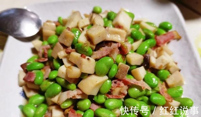 酥皮月饼|中秋来点不一样的,五彩月饼颜值高,酥软不腻味道好!