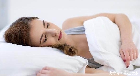 睡前经常吃枸杞的人,身体的3个好处会“不请自来”!