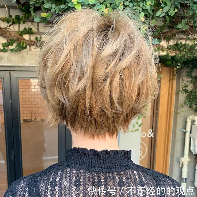 波波头|女士最好看的发型有哪些这21款很不错,很美很女神