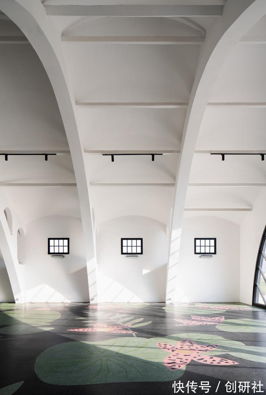 彩平|陶仓艺术中心/裸筑更新