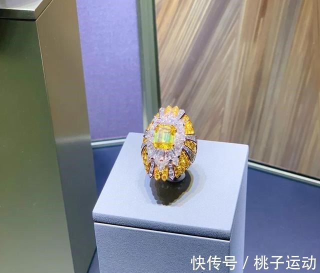 珠宝 VanCleef&Arpels高级珠宝超出珠宝本身的艺术享受!