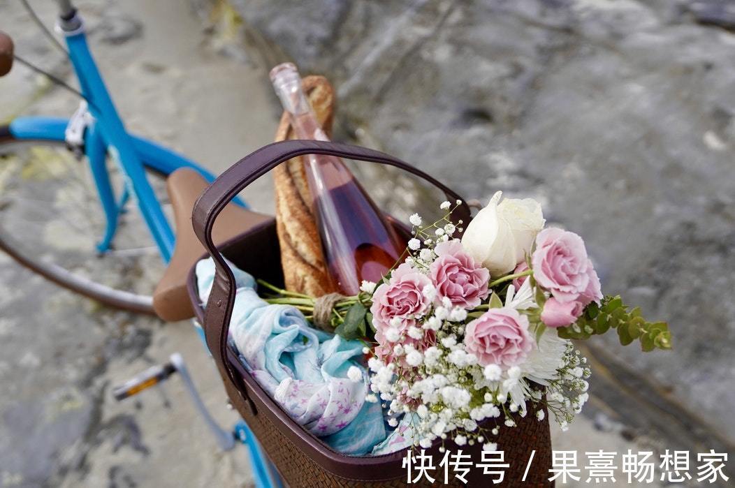 母亲|“我们只有五万块了,你还想做什么”“给我买套房”