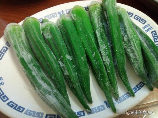 朋友来家做客,6菜1汤招待,有荤有素营养均衡,网友太寒酸