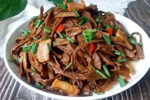  家人吃不够的家常菜，香辣过瘾，看着就馋，多下两碗饭！