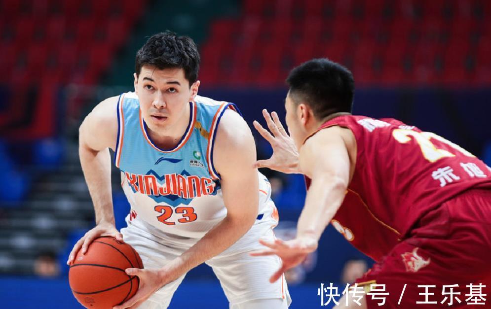 王仔路|22分大逆转!CBA第4拒绝爆冷,3人20+末节发威,阿不都空砍29分