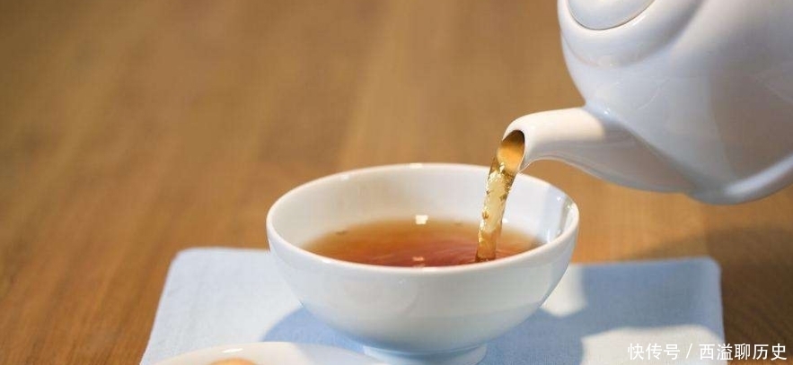 先洗|泡茶之前要不要先洗茶?原来不是所有茶都要洗,哪些茶泡之前要洗茶呢?