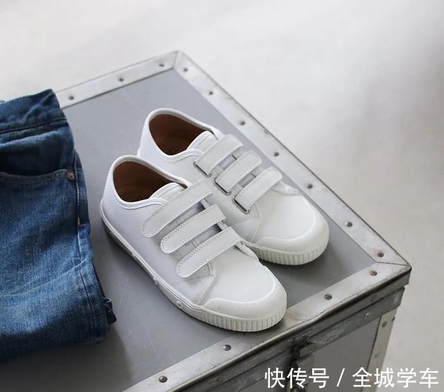 spring 安上鞋带的 Slip-On,是画蛇添足还是锦上添花!