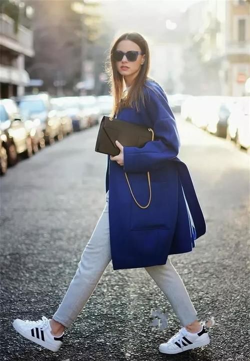 冬春换季，这4双鞋值得入手！万能百搭又时髦，女明星都争着穿