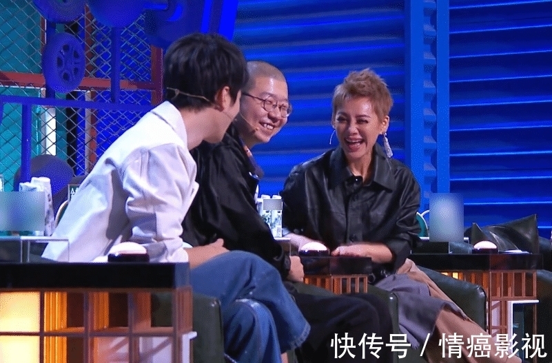 王勉|宁静称赵晓卉脱口秀不好笑，让现场气氛尴尬，莫拿不礼貌当耿直