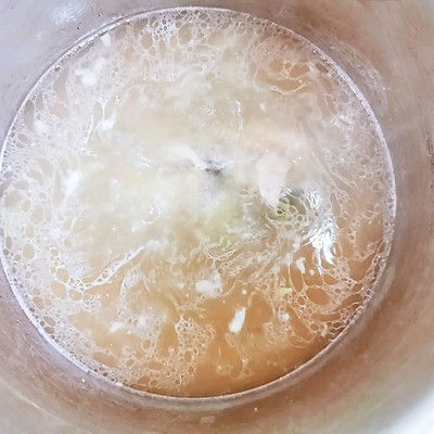 清炖肘子汆酸菜