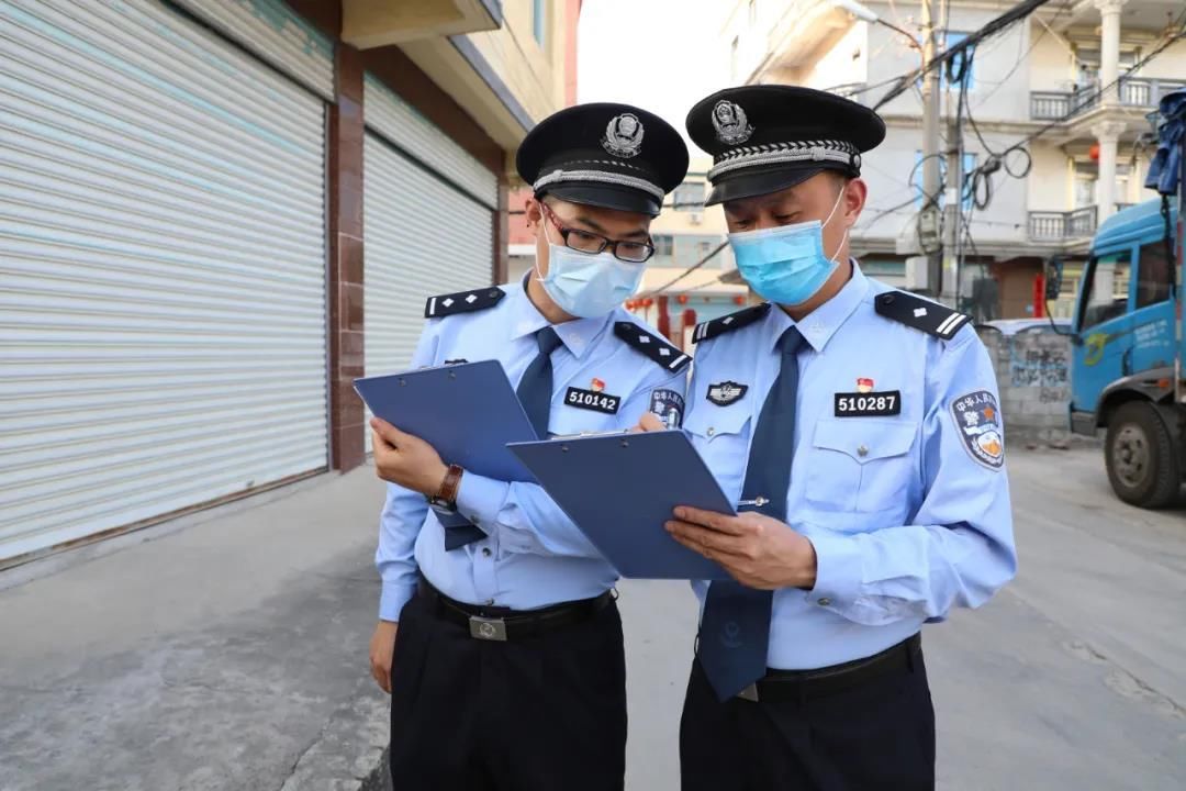 治安|福建省第四届“我最喜爱的十大人民警察”候选人方海星：俯身躬耕为民解忧