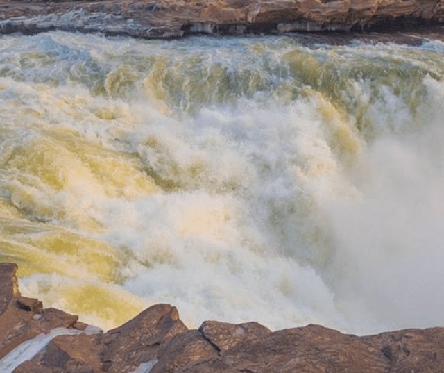 陈王|李白很霸气自信的一首词，豪情万丈，得意失意之人应该读读