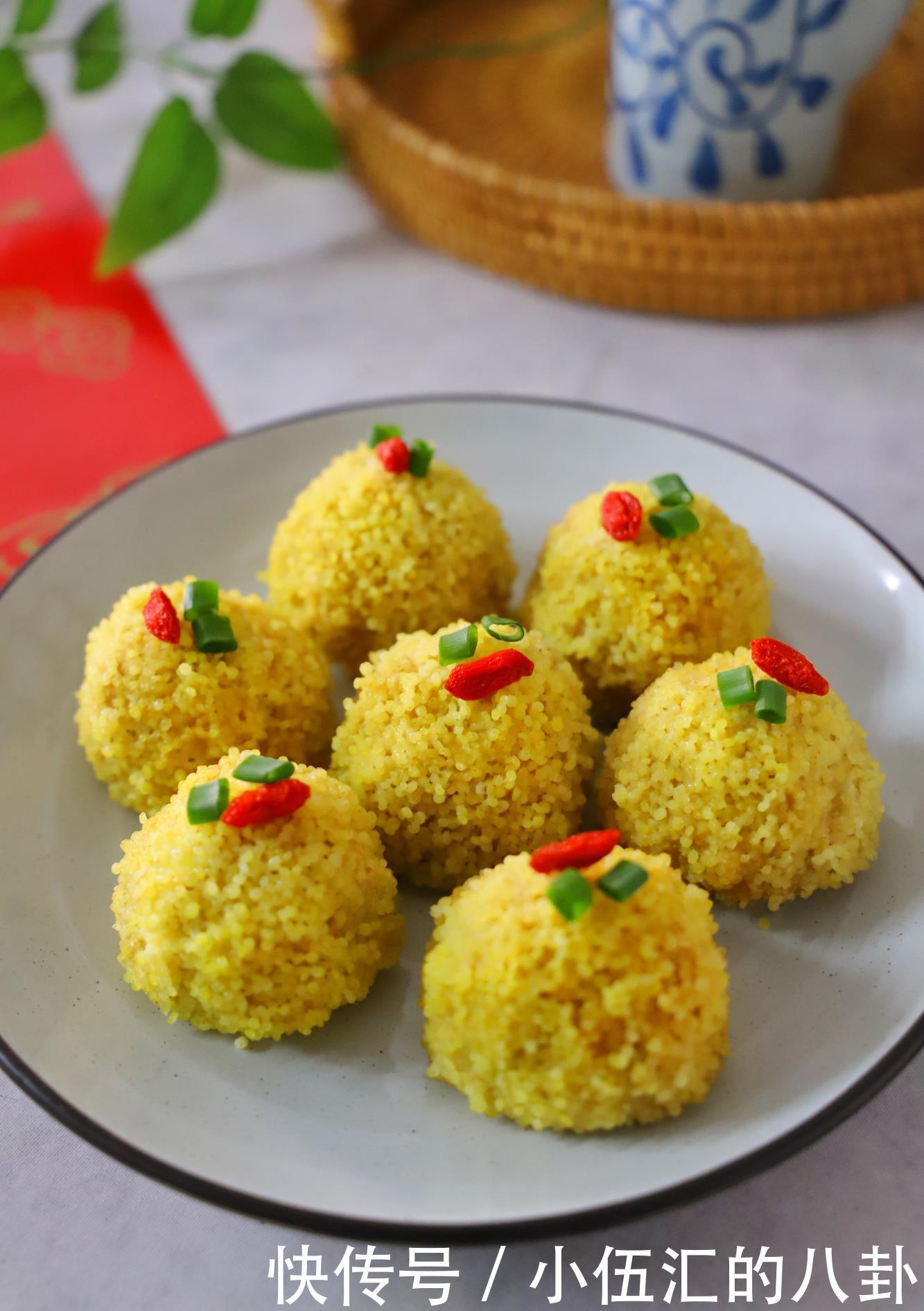 年夜饭,给家人做道吉祥菜,蒸一蒸就上桌,团团圆圆寓意好