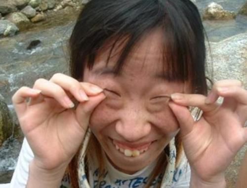 女生|青春期女生不想越长越丑,请远离这3种行为,“长歪”可别哭呦