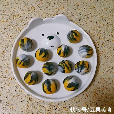 黑芝麻|这道虎皮汤圆太销魂，连吃3天都不腻