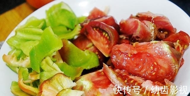 青椒|秋天,女人要多吃这菜,维C含量高,营养防燥,皮肤好不显老