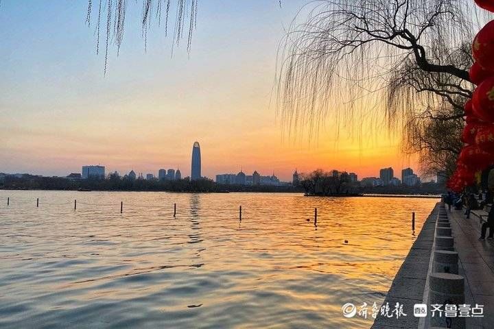 赏梅|就地过年春在身边|节日气氛喜洋洋!济南大明湖赏春游园走起