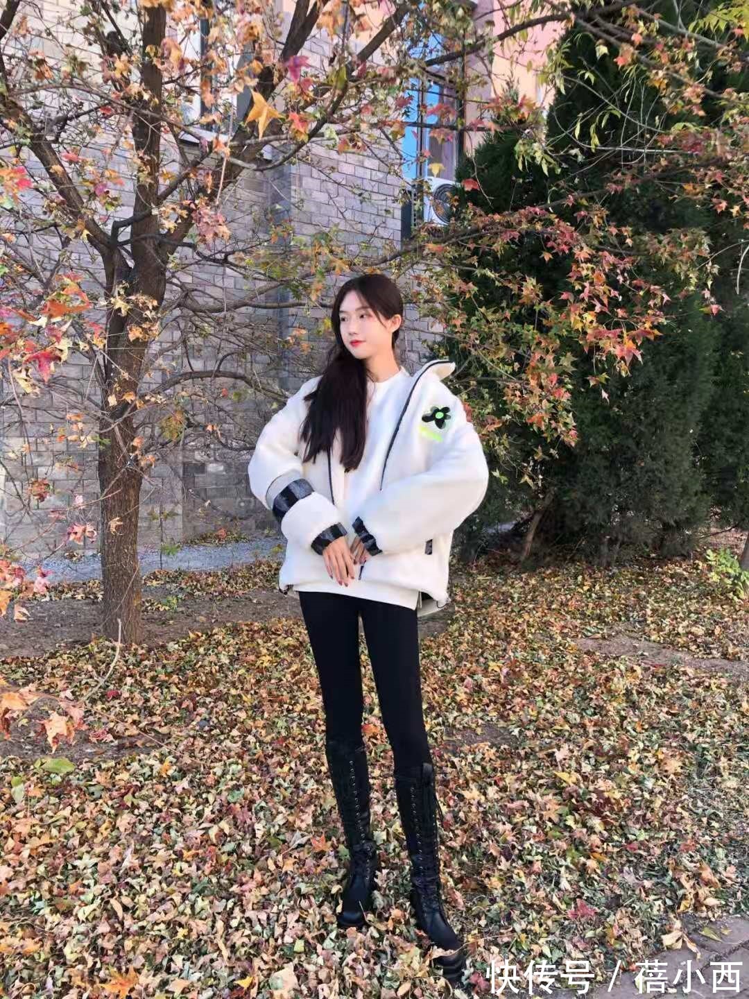 大衣|入冬后该买什么裤子?建议多穿这4种,小黑裤、阔腿裤时髦又高级