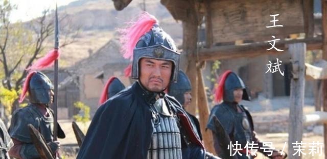 宋江|《水浒传》他也是八十万禁军教头,为了逞威风,被辽将斩成两段!