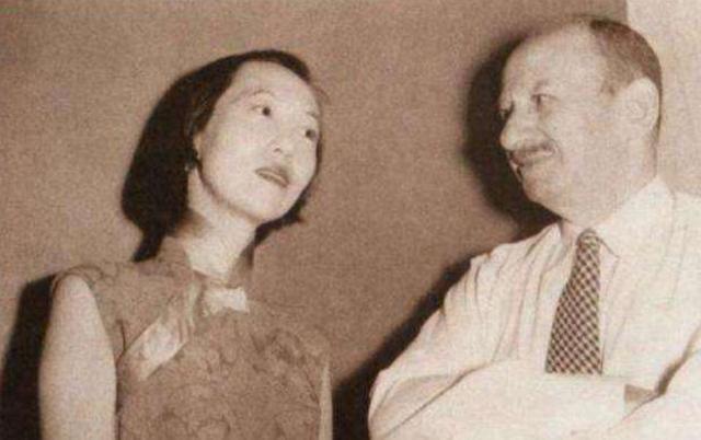 林徽因!张爱玲晚年生活如何穷困潦倒是假,其实她过得比很多人都要幸福