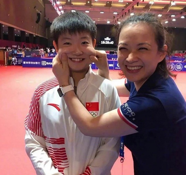 中国乒乓球队|国乒孙颖莎为什么最受欢迎?5大理由说明一切,其中一点出乎意料
